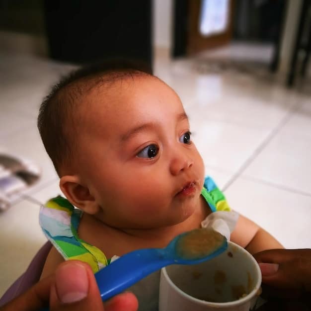 Baby Food Allergies: Latest Research & Parent’s Guide